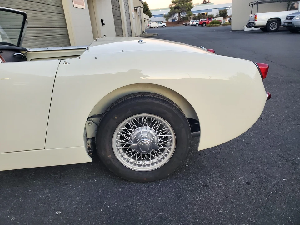 1960 Austin-Healey Sprite Mark I - Image 28 of 31