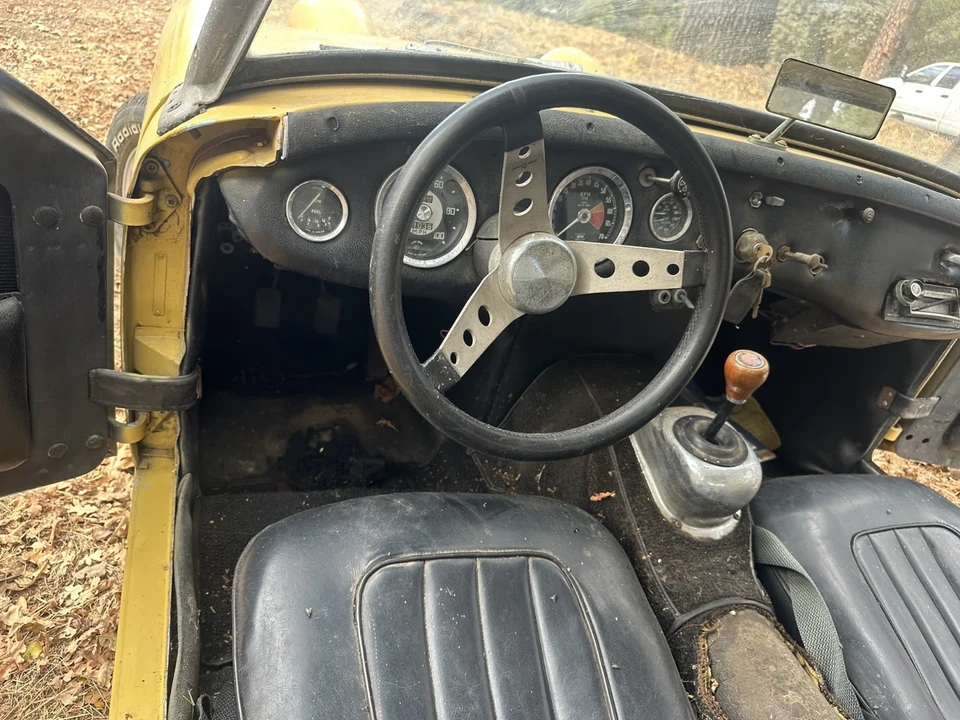 1960 Healey - Image 3 of 10