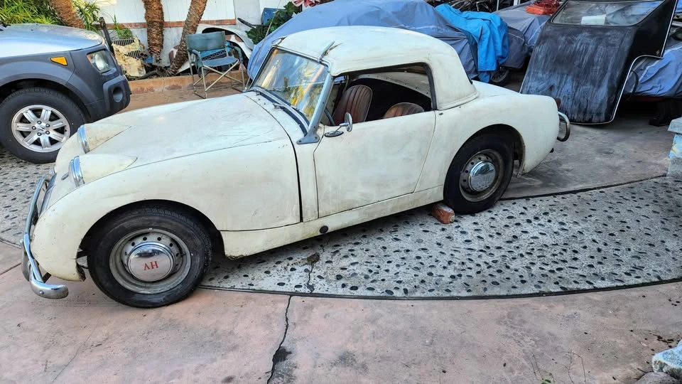 1960 Austin-Healey Sprite Mark I - Image 2 of 7