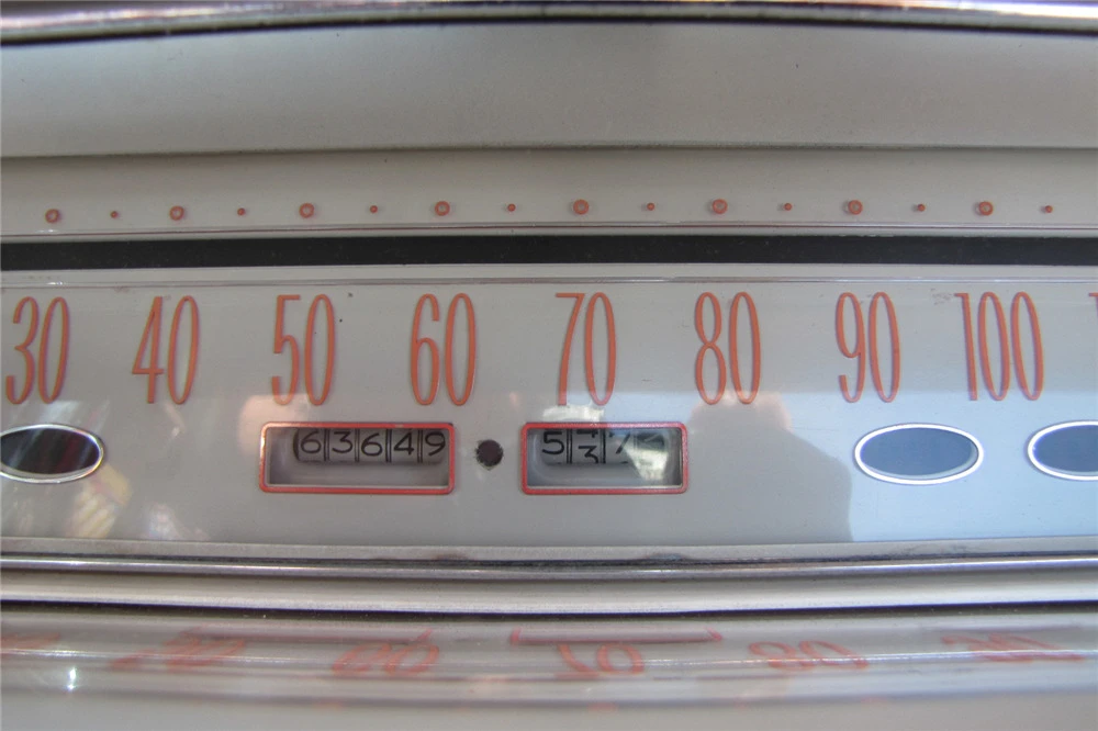 1960 Buick Electra - Image 6 of 7