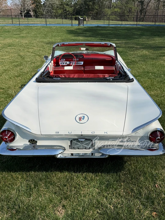 1960 Buick LeSabre - Image 10 of 22