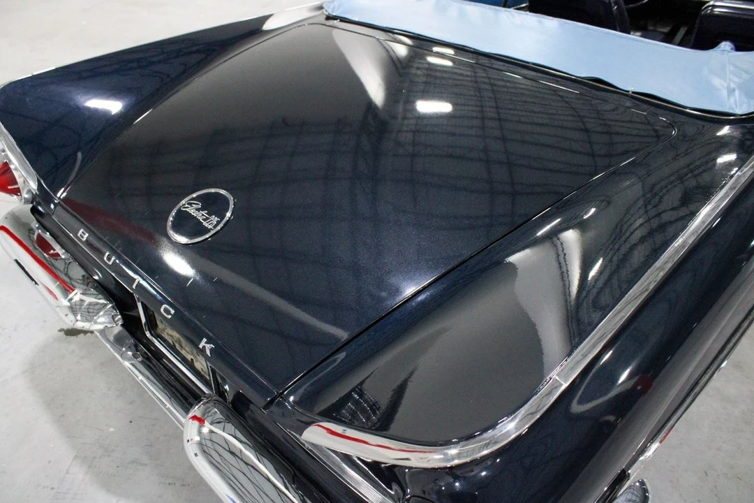 1960 Buick Electra - Image 15 of 21