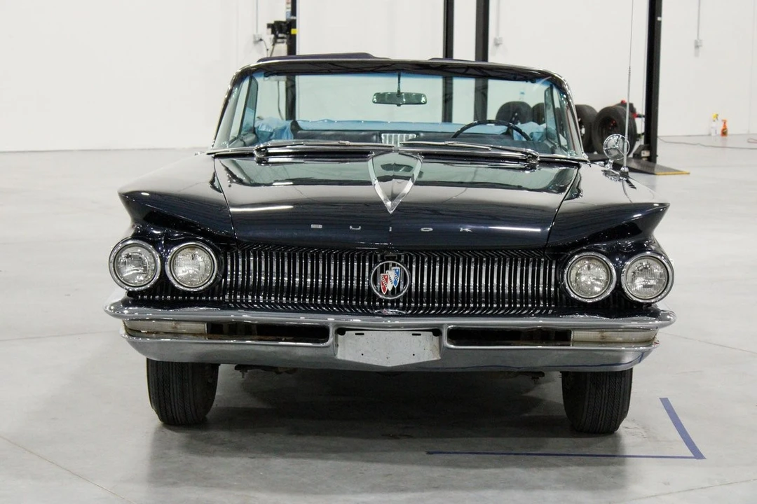 1960 Buick Electra - Image 7 of 21