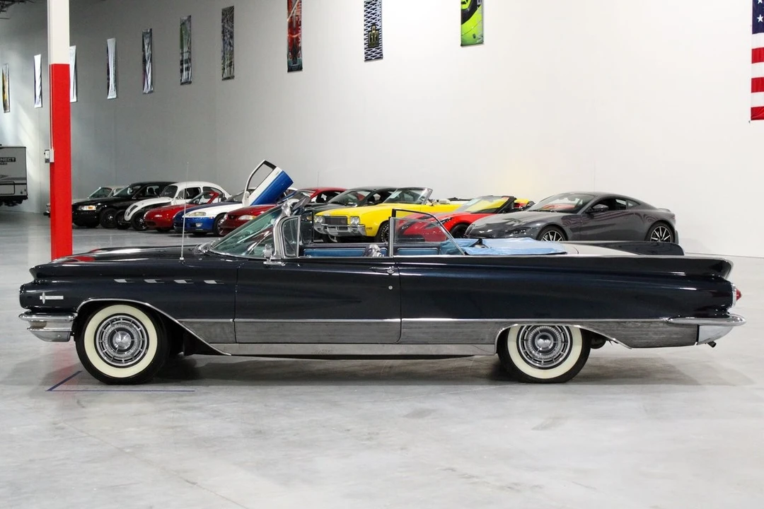 1960 Buick Electra - Image 2 of 12