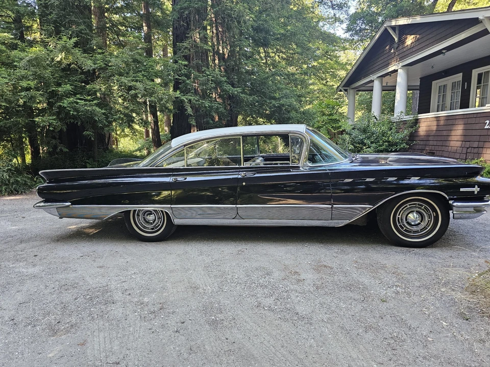 1960 Buick Electra - Image 9 of 31