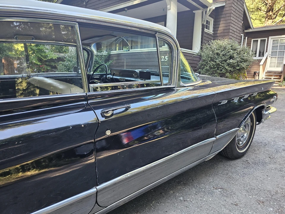 1960 Buick Electra - Image 25 of 31