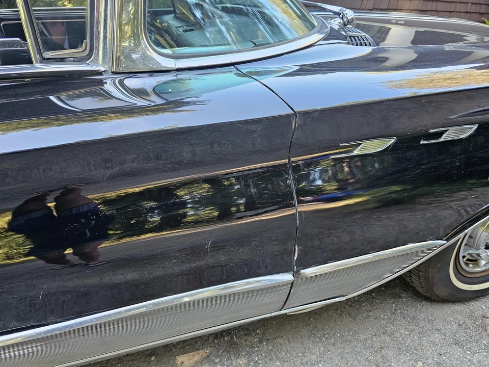 1960 Buick Electra - Image 30 of 31