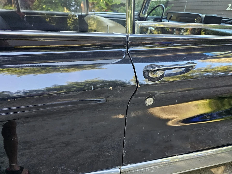 1960 Buick Electra - Image 29 of 31