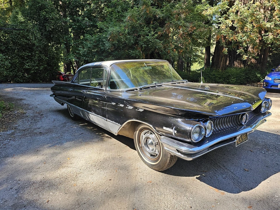 1960 Buick Electra - Image 8 of 31