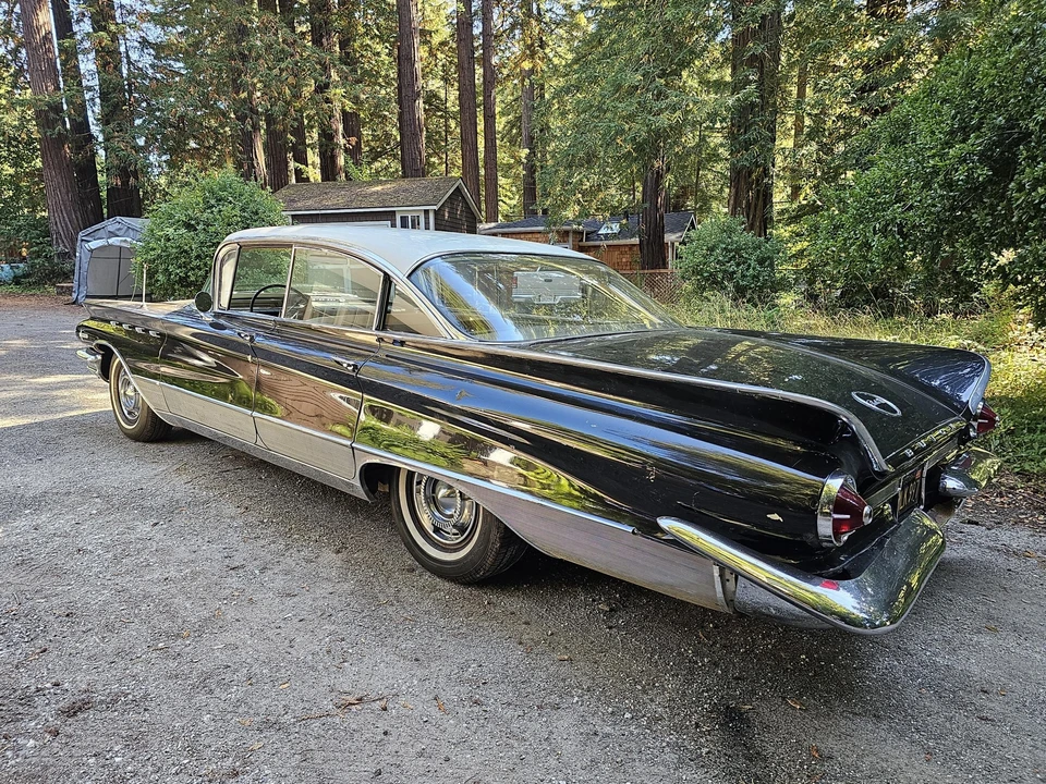 1960 Buick Electra - Image 22 of 31