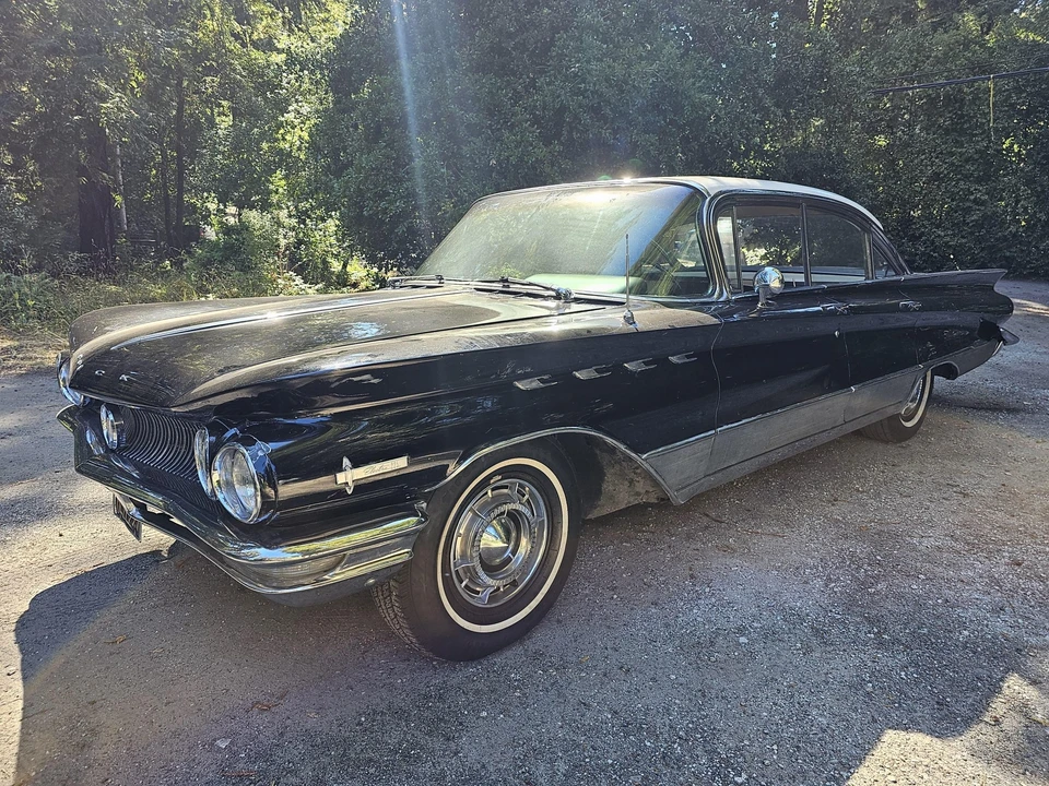 1960 Buick Electra - Image 2 of 31