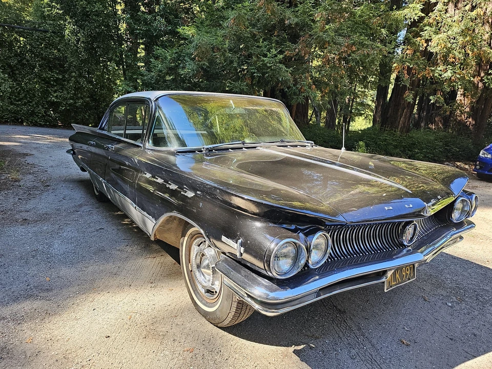 1960 Buick Electra - Image 6 of 31