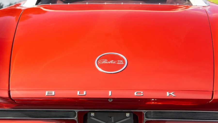 1960 Buick Electra - Image 12 of 14