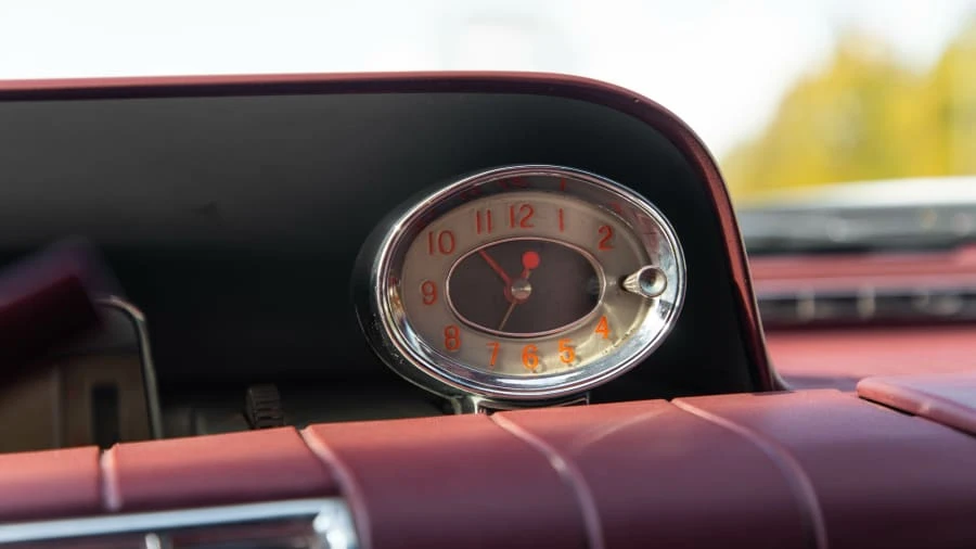 1960 Buick Electra - Image 13 of 14