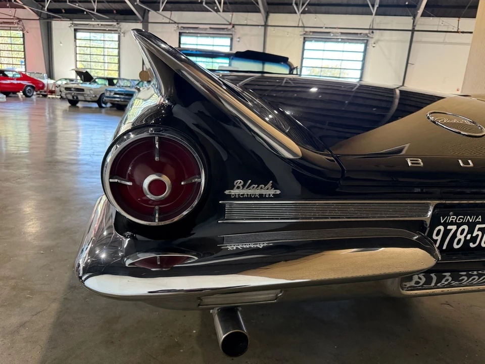 1960 Buick Electra - Image 14 of 21