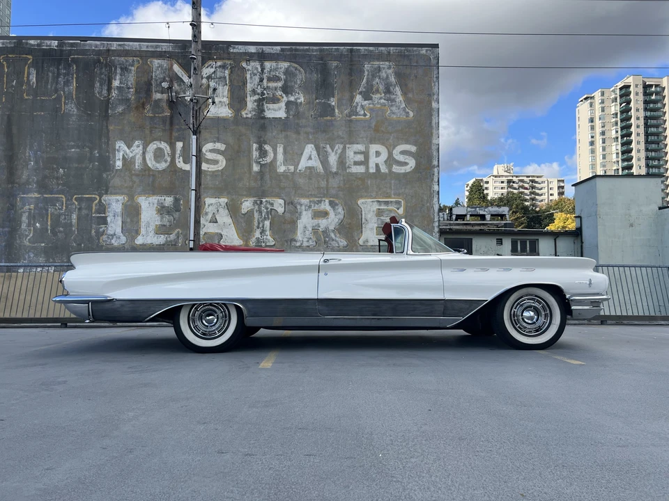 1960 Buick Electra - Image 8 of 31