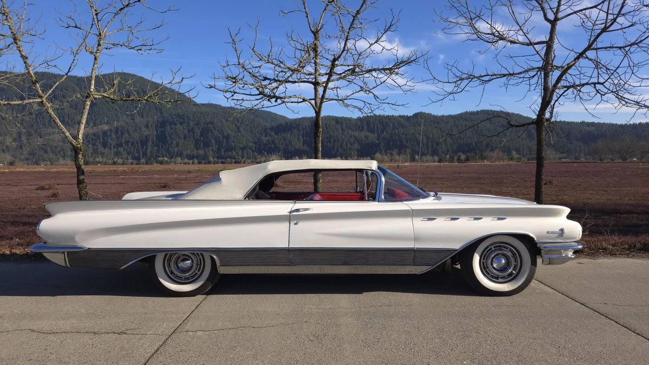 1960 Buick Electra - Image 26 of 31
