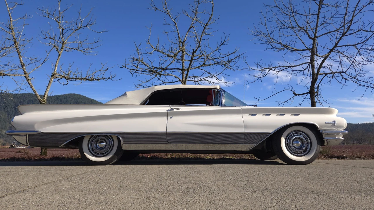 1960 Buick Electra - Image 22 of 31