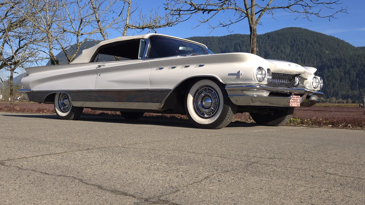 1960 Buick Electra - Image 18 of 31