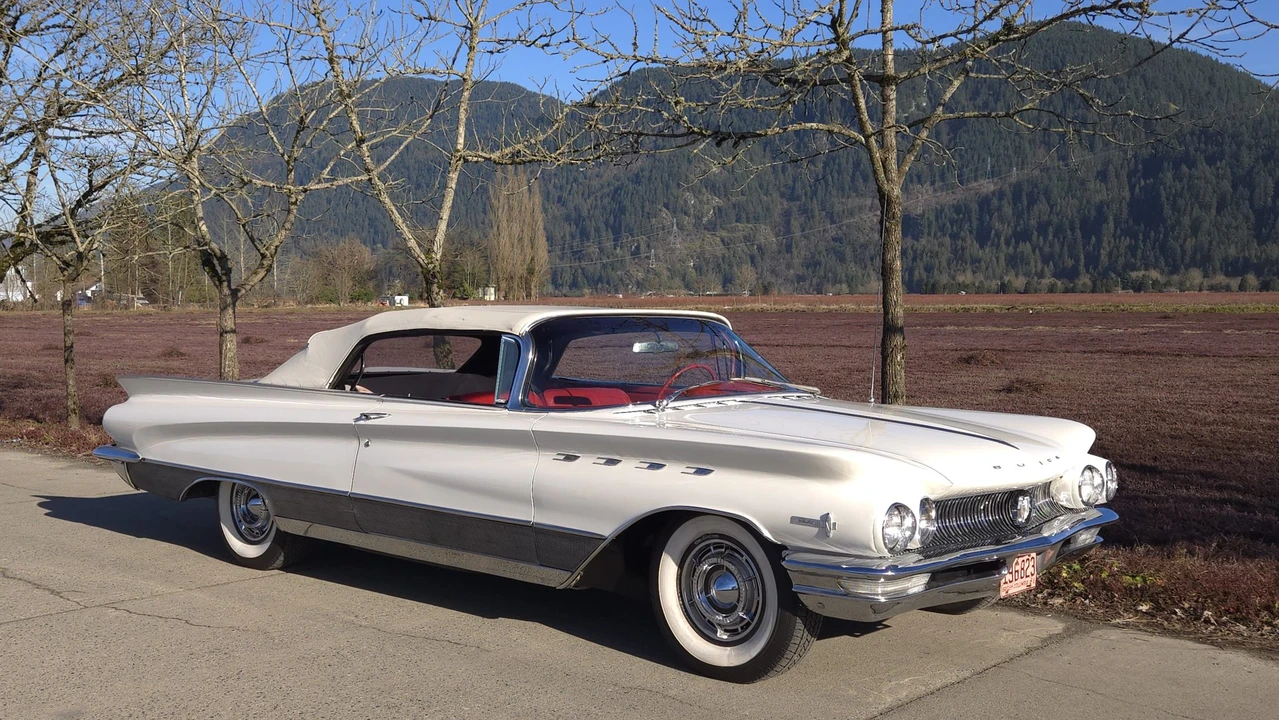 1960 Buick Electra - Image 16 of 31
