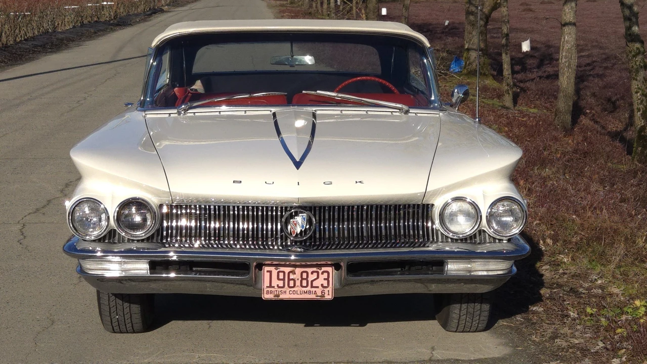 1960 Buick Electra - Image 5 of 31