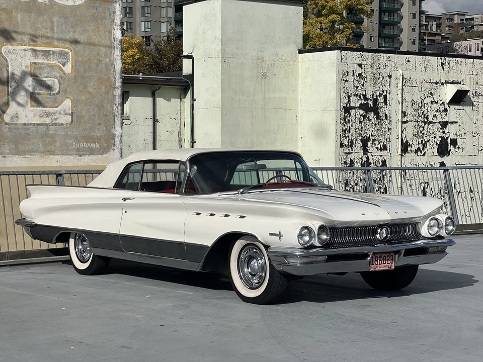 1960 Buick Electra - Image 28 of 31