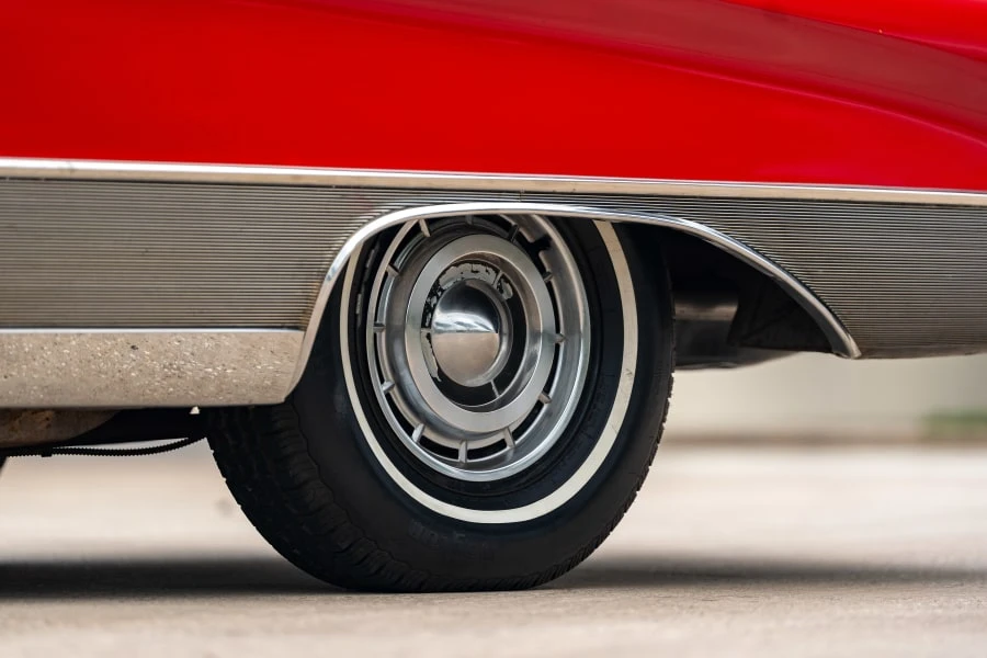 1960 Buick Electra - Image 9 of 21