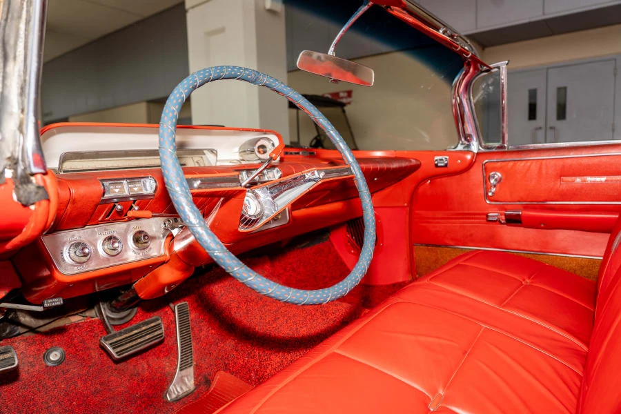 1960 Buick Electra - Image 16 of 21