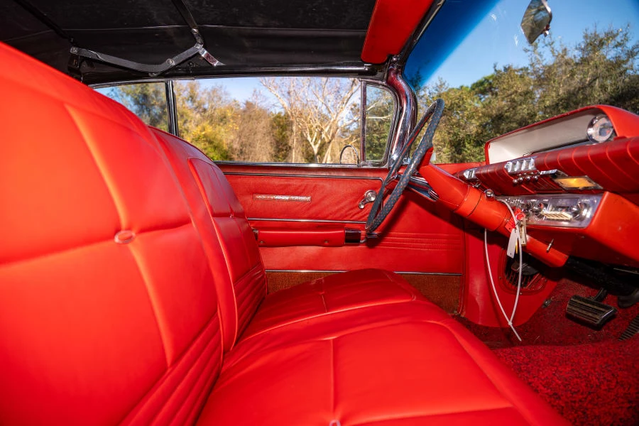 1960 Buick Electra - Image 18 of 23