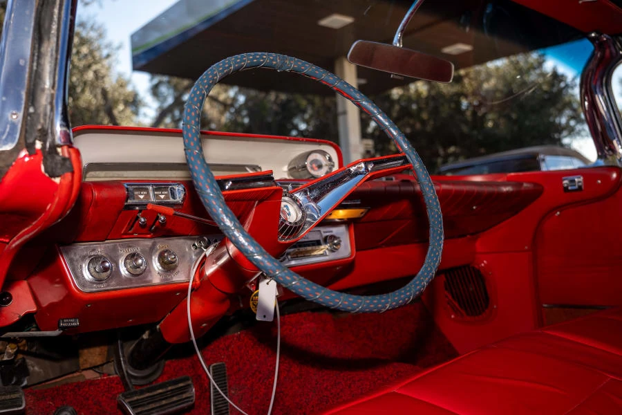 1960 Buick Electra - Image 17 of 23