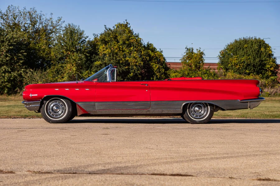 1960 Buick Electra - Image 2 of 31