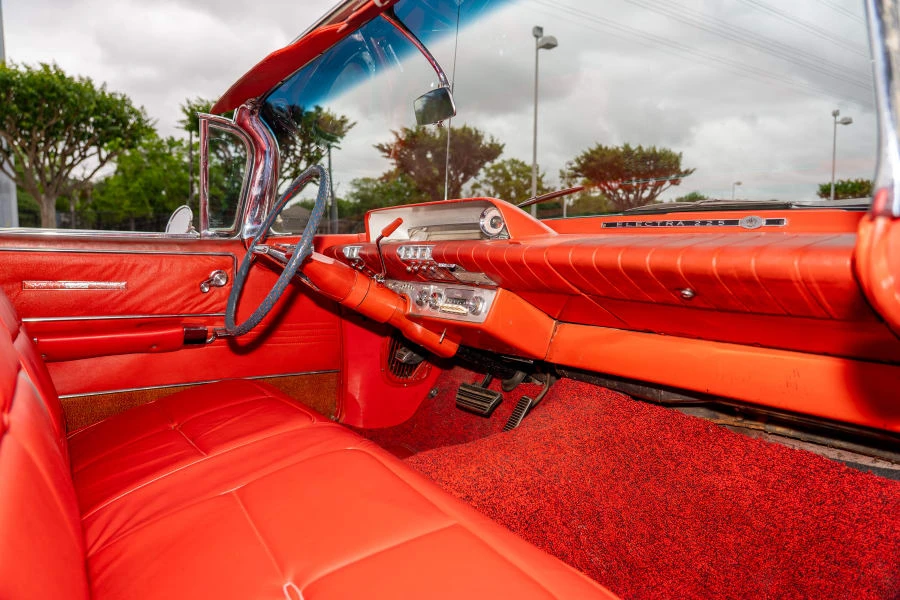 1960 Buick Electra - Image 12 of 21