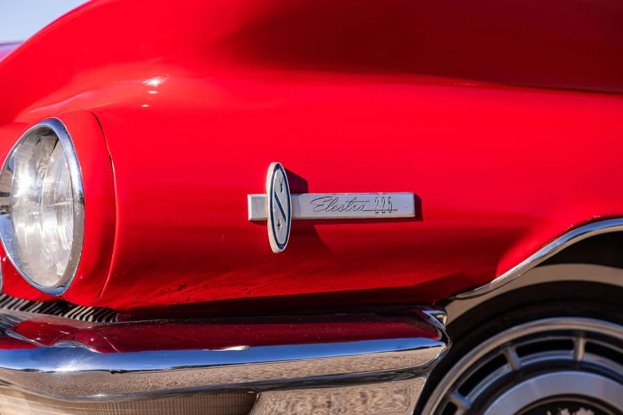 1960 Buick Electra - Image 18 of 31