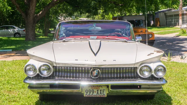 1960 Buick Electra - Image 4 of 31