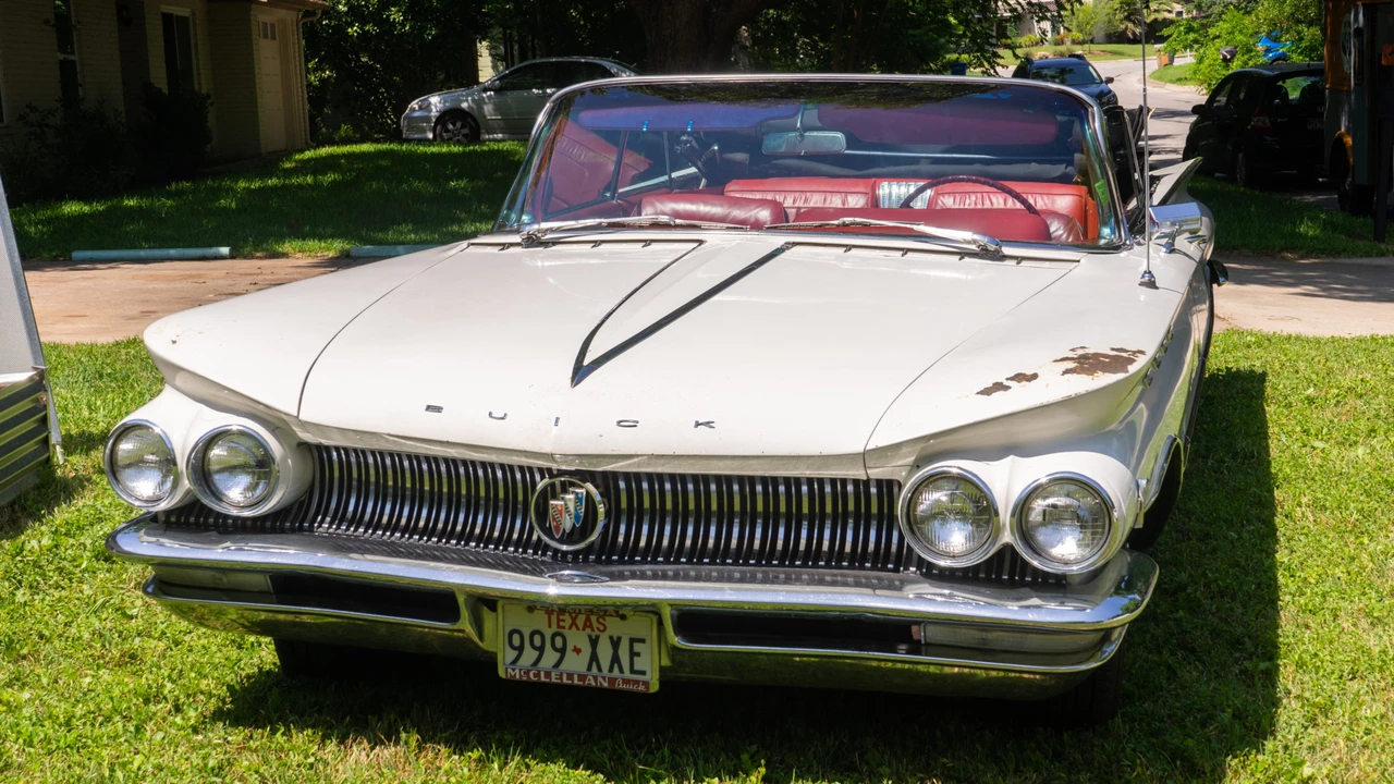 1960 Buick Electra - Image 5 of 31