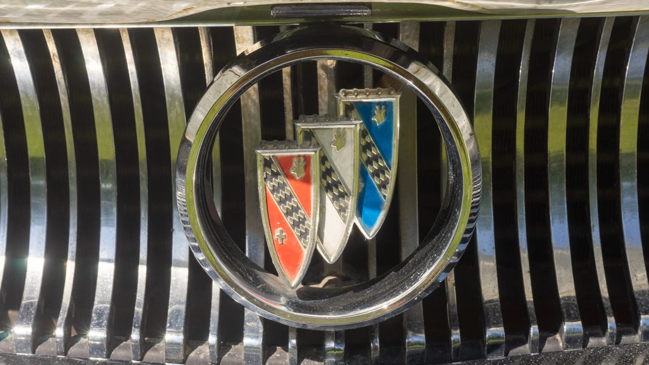 1960 Buick Electra - Image 27 of 31