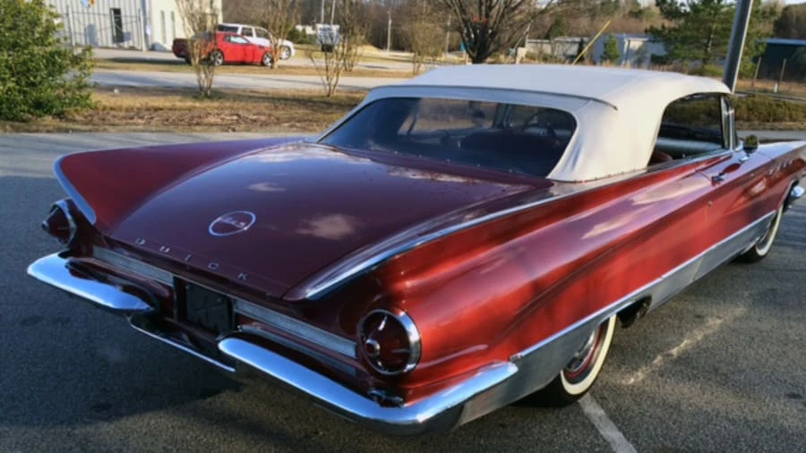 1960 Buick Electra - Image 6 of 7