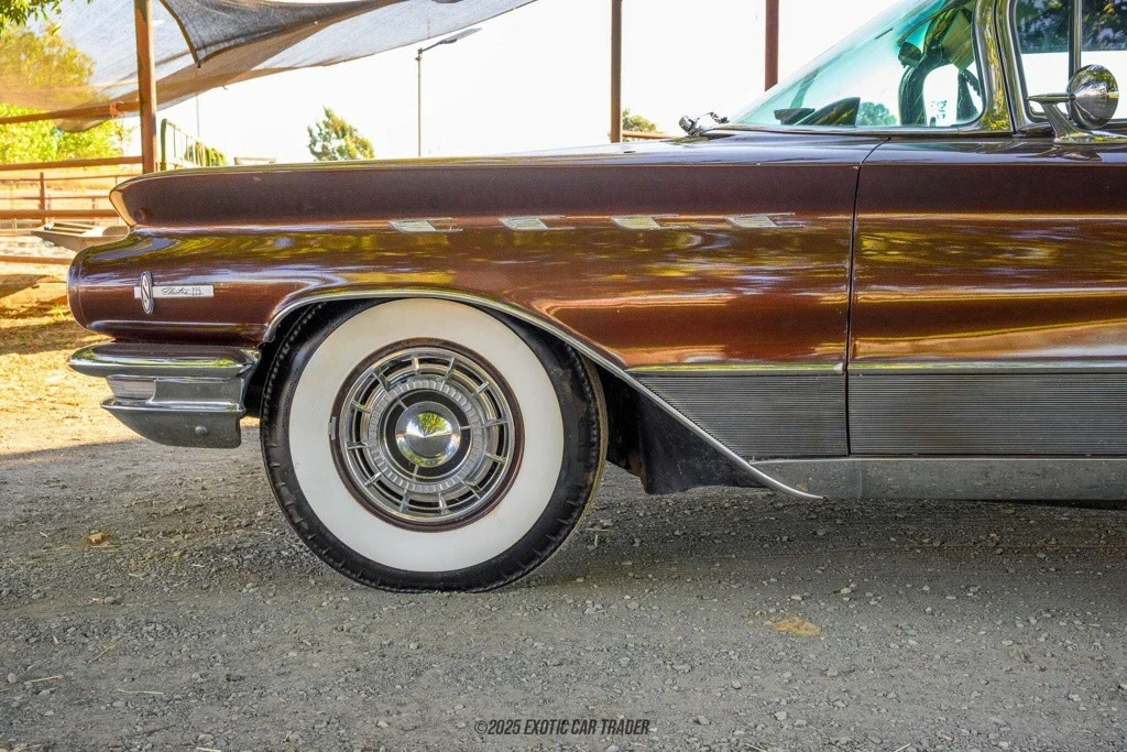 1960 Buick Electra - Image 4 of 12