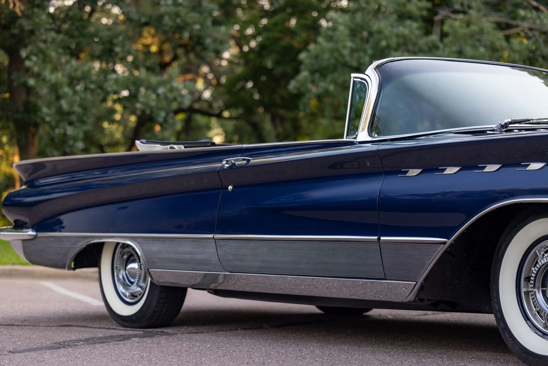 1960 Buick Electra - Image 20 of 31