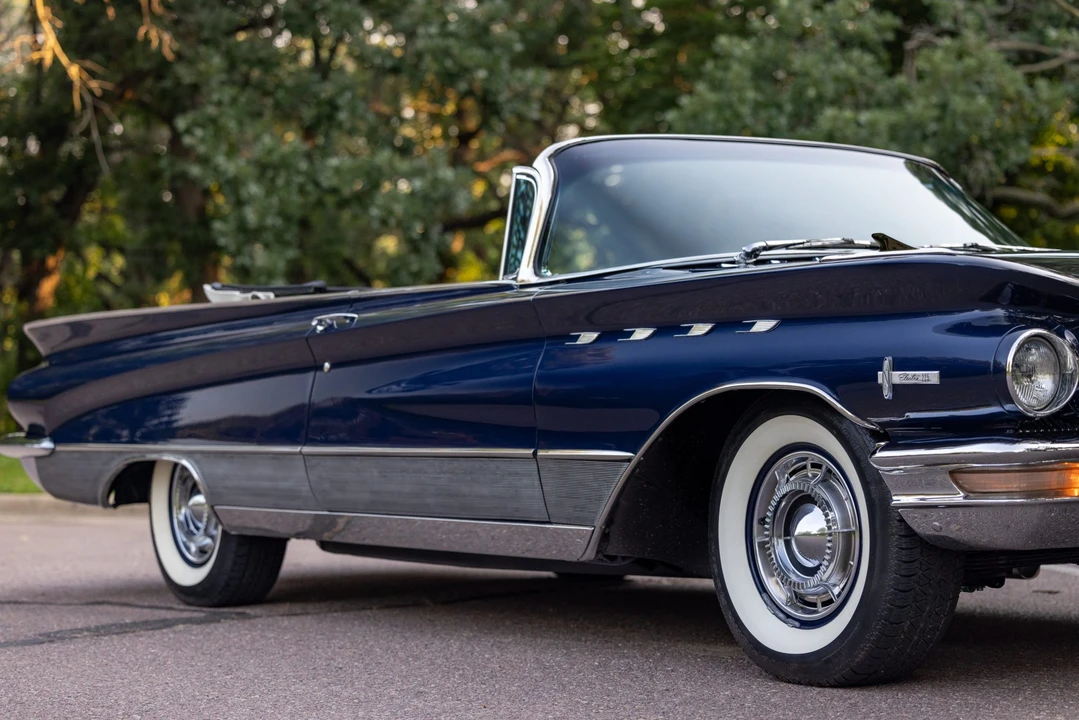 1960 Buick Electra - Image 21 of 31