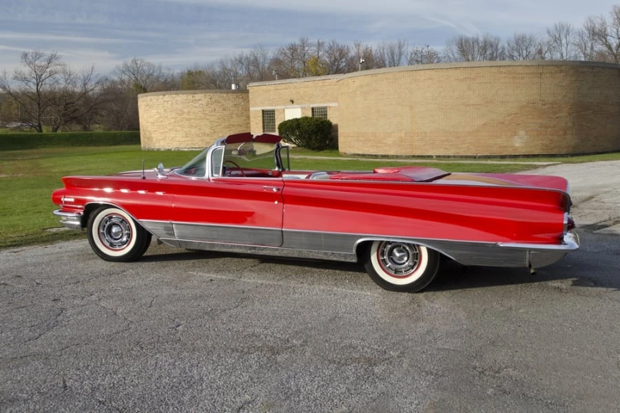 1960 Buick Electra - Image 9 of 10