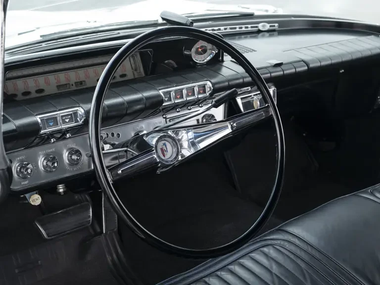 1960 Buick Electra - Image 12 of 31