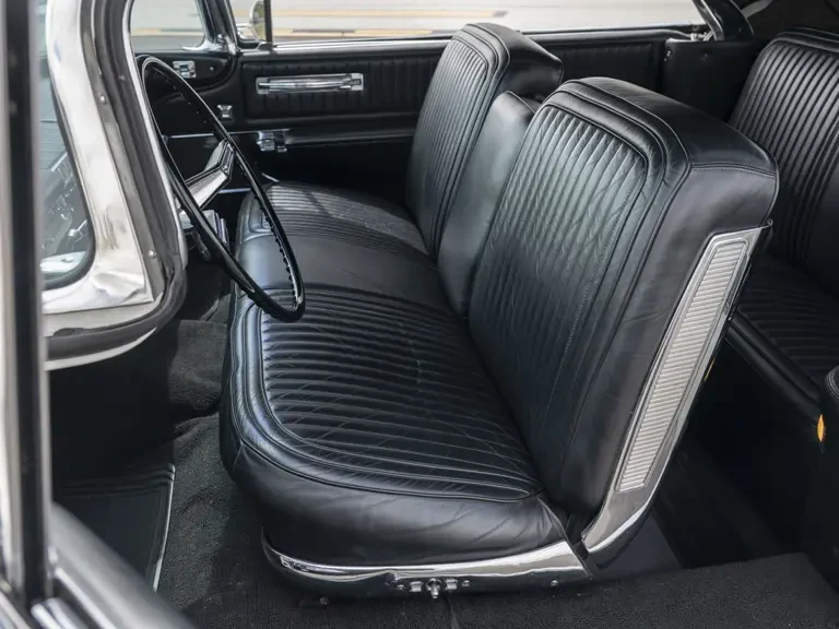 1960 Buick Electra - Image 26 of 31