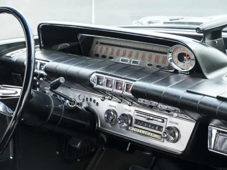 1960 Buick Electra - Image 14 of 31