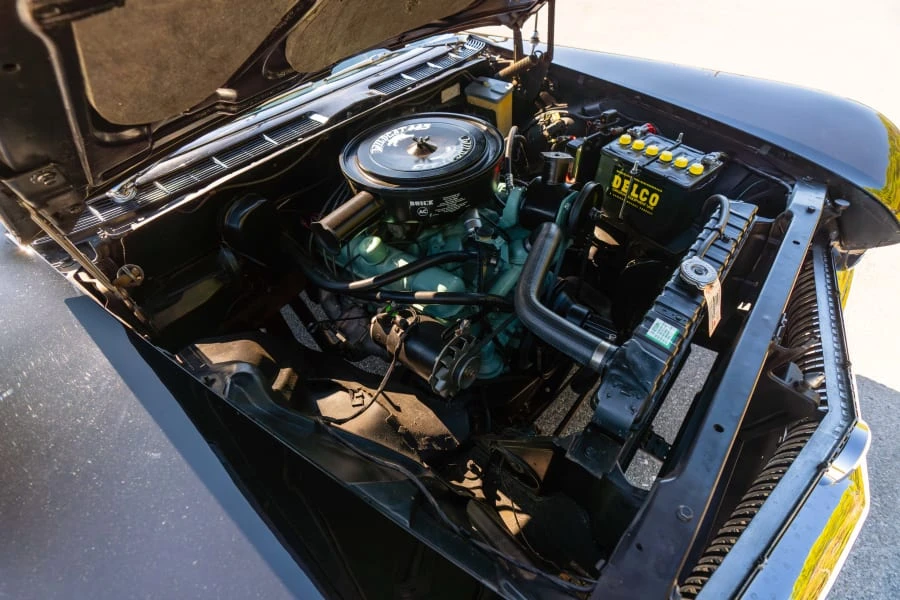 1960 Buick Electra - Image 27 of 28