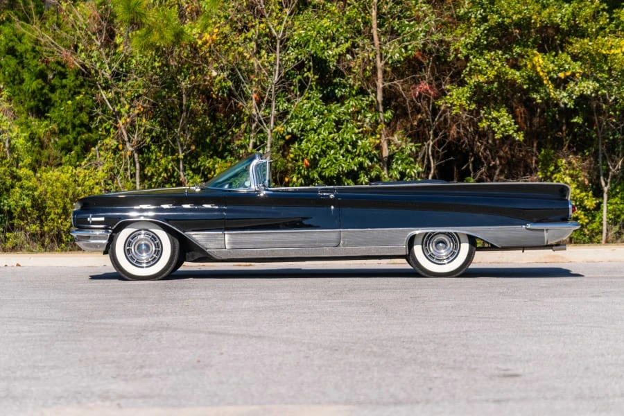 1960 Buick Electra - Image 17 of 28