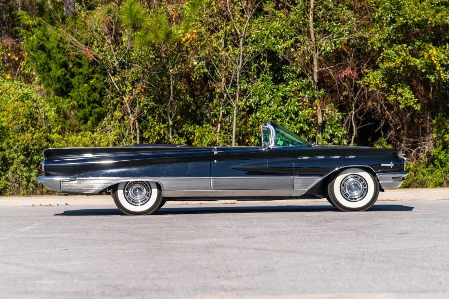 1960 Buick Electra - Image 2 of 28