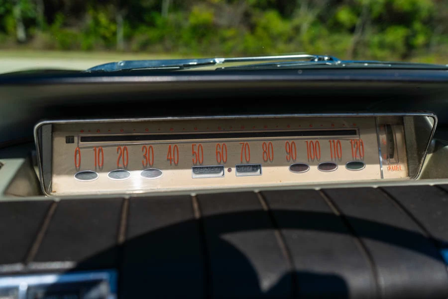 1960 Buick Electra - Image 20 of 28