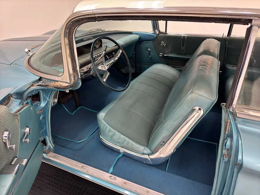 1960 Buick Electra - Image 20 of 31