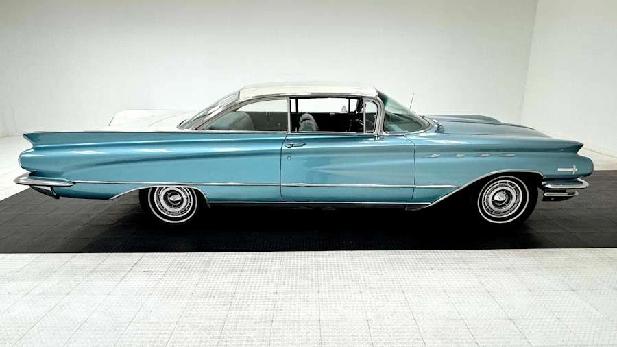 1960 Buick Electra - Image 2 of 31